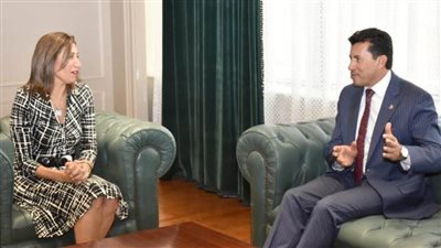 وزيرا الثقافة والشباب والرياضة يبحثان سُبل تكثيف التعاون