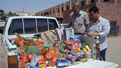 استمرار حملات التموين على الأسواق والمحلات التجارية والمخابز بالإسماعيلية