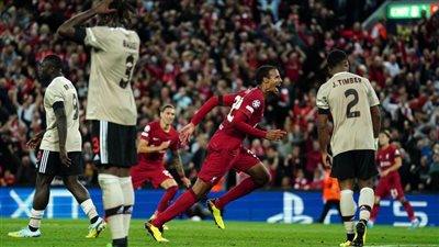 محمد صلاح وماتيب ينقذان ليفربول أمام أياكس بدوري الأبطال