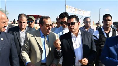 بعد توقف لسنوات.. وزير الشباب ومحافظ شمال سيناء يفتتحان بطولة العريش للهجن