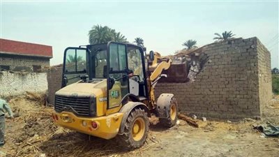 إزاله 18حالة تعد على الأراضي الزراعيه بالغربية