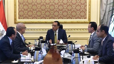 رئيس الوزراء يتابع الموقف التنفيذي لتنمية الساحل الشمالي