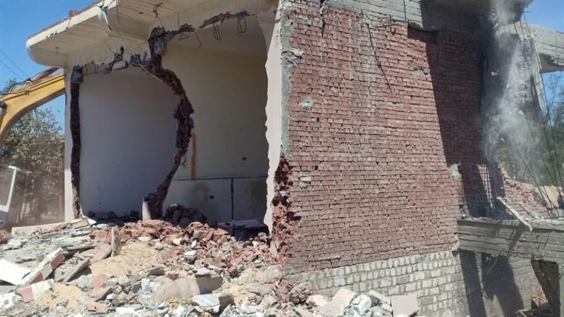 إزالة التعديات بالبحيرة