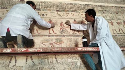  بدء أعمال الموسم الثاني لترميم المقبرتين 29 و33 بمنطقة 