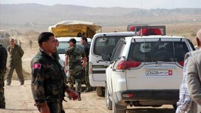قوات حرس الحدود البرية التونسية توقف 32 مهاجرًا غير شرعي