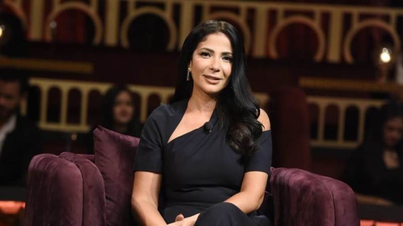 منى زكي في أول حلقات