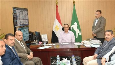 محافظ الشرقية يلتقي رئيس قطاع مناطق بريد شرق الدلتا