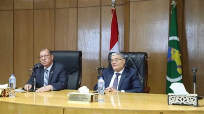 محافظ المنيا يبحث مع رئيس جهاز تعمير الوادي الموقف التنفيذي لـ