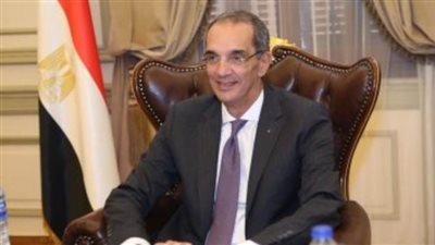 وزير الاتصالات: الانتهاء من تطوير 164 مكتبا بريديا بمحافظة قنا