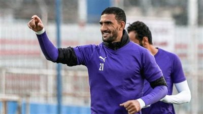 النشرة الرياضية: عواد يرد على الشائعات وشادي في مران الأهلي وتصنيف الإسكواش 