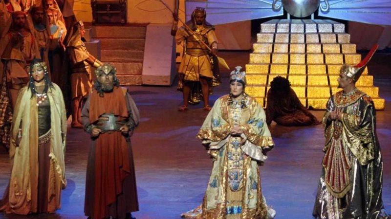 اوبرا عايده