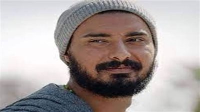 إسلام حافظ يتعاقد على 