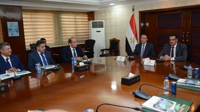 التنمية المحلية والإسكندرية يوقعان عقد المنظومة الجديدة للمخلفات