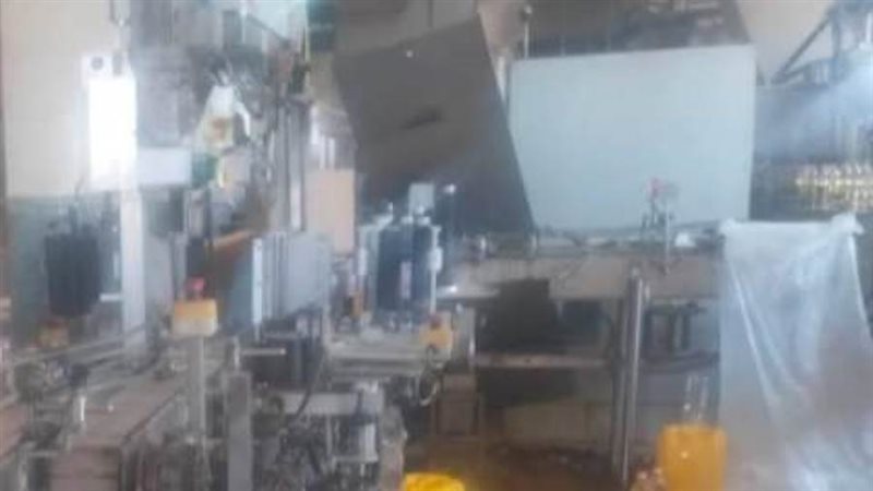 من داخل المصنع