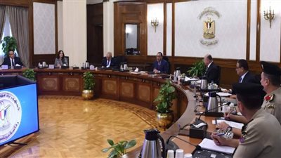 رئيس الوزراء يتابع الموقف التنفيذي لمشروع 