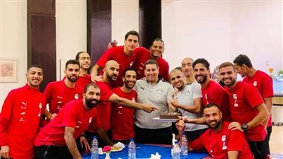 أجواء احتفالية في معسكر منتخب الشاطئية قبل انطلاق منافسات بطولة كوسوفا الدولية