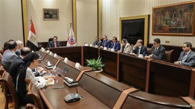 وزير الصحة يبحث التعاون مع مؤسسة «بهية» في مجال مكافحة سرطان الثدي