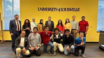 طلاب جامعة أسيوط يحصدون المراكز الأولى فى مسابقة أبحاث جامعة لويزفيل الأمريكية 