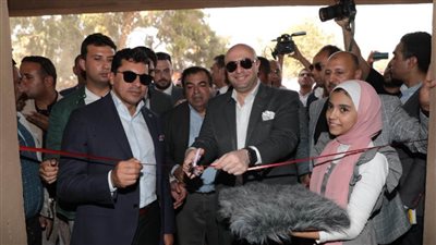 وزير الشباب والرياضة ومحافظ بني سويف يفتتحان منشآت رياضية بمركزي ببا وسمسطا