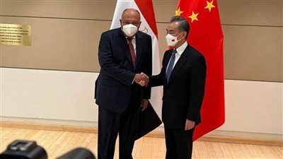 وزير الخارجية يلتقي مستشار الدولة وزير خارجية الصين  