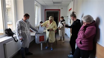 لجنة الانتخابات المركزية الروسية: أكثر من 100 مراقب من 40 دولة يعملون في الاستفتاءات