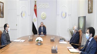 الرئيس السيسي يوجه بالاهتمام بقطاع المعلمين باعتبارهم الشريان الأساسي للعملية التعليمية