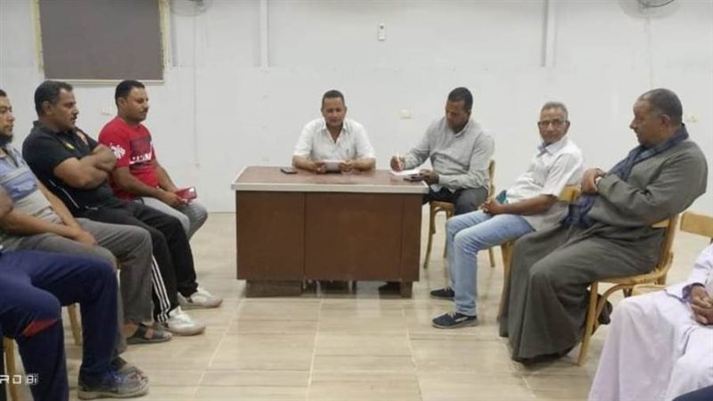 رئيس الوحده المحليه