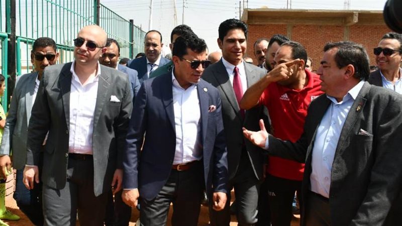 د. أشرف صبحى