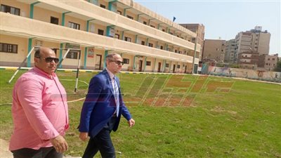 عبدالله: يتفقد المدارس استعدادًا للعام الدراسي الجديد بكفر الشيخ