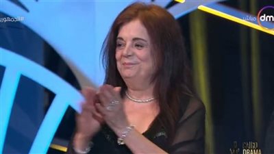 نادية شكري: مصدقتش لما بلغوني بتكريمي في مهرجان القاهرة للدراما