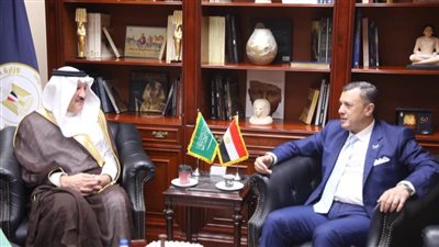 وزير السياحة والآثار يستقبل سفير السعودية لبحث سبل التعاون