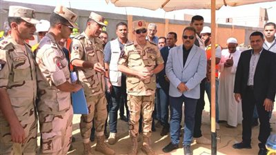 قائد المنطقة الشمالية العسكرية يتفقد مشروعات المبادرة الرئاسية 