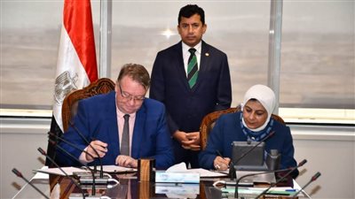 وزير الشباب والرياضة يشهد بروتوكول تعاون مع منظمة العمل الدولية 