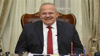 رئيس جامعة القاهرة يوجه عمداء الكليات بضرورة التأكد من إعلان الجداول الدراسية