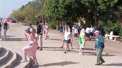 المناطق الأثرية بالمنيا تستقبل وفدًا سياحيًّا من فرنسا وألمانيا