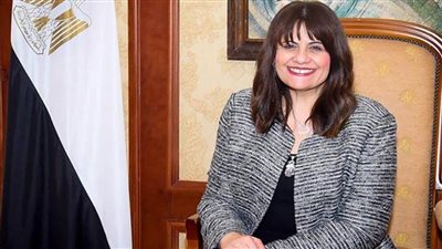 وزيرة الهجرة: الشاب المصري المريض في موزمبيق يعود للقاهرة غدًا لاستكمال العلاج