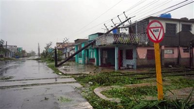 انقطاع الكهرباء في جميع أنحاء كوبا بسبب الإعصار إيان