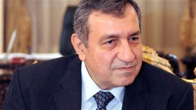 عصام شرف وممثلو اليونسكو والمؤسسات الدولية: تعزيز السلام والتعاون الدولي ضرورة لمواجهة التحديات