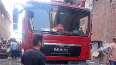 إصابة 6 أشخاص باختناق في حريق مصنع دراجات بقليوب