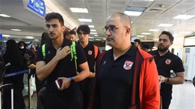 يد الأهلي يخوض مرانه الأول على الصالة الرئيسية في تونس