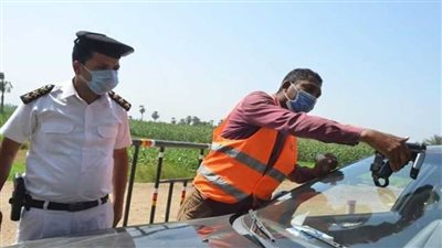 تحرير2237 مخالفة عدم تركيب الملصق الإلكتروني ورفع 47 سيارة ودراجة متهالكة خلال 24 ساعة