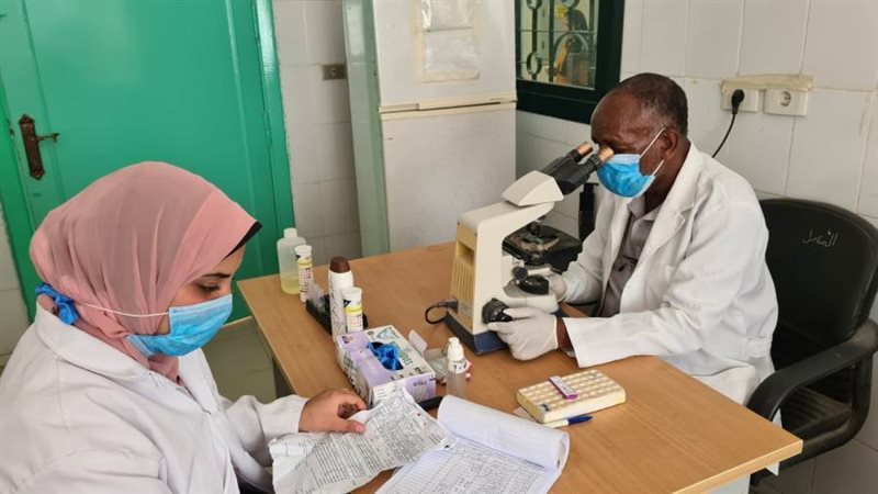 الكشف على ١٣٣٥ مواطنا