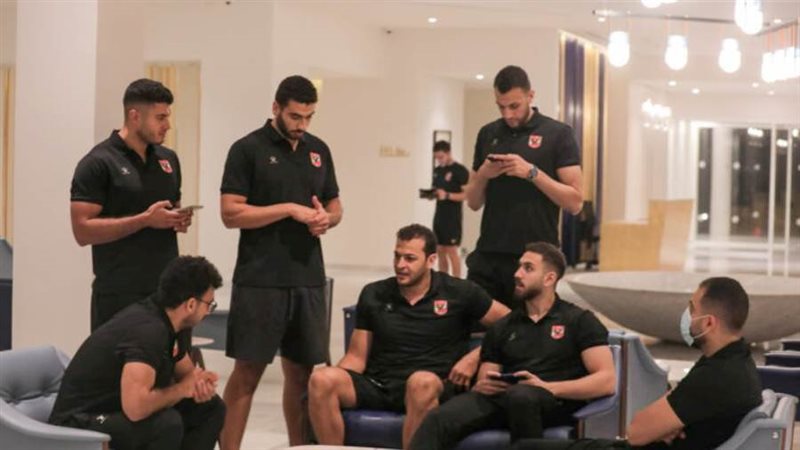 يد رجال الاهلي