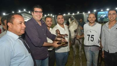 محافظ الشرقية: مهرجان الخيول ملتقى سنوي عالمي يجمع عشاق الفروسيه والخيل العربية