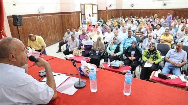 اجتماع موسع بجميع