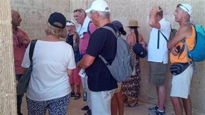 المناطق الأثرية بالمنيا تستقبل وفدًا سياحيًا من ألمانيا (صور) 