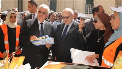وزير التعليم العالي يشيد بأنشطة بيت التطوع لصندوق مكافحة الإدمان لتوعية طلاب جامعة القاهرة