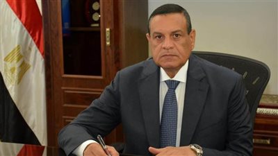 وزير التنمية المحلية يؤكد اهتمام الدولة بملف التغيرات المناخية وحماية البيئة