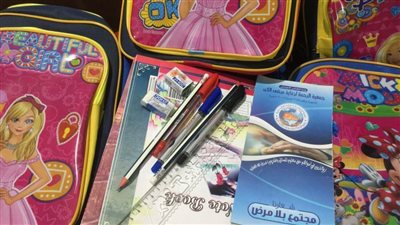 توزيع حقائب وأدوات مدرسية على الأسر الأكثر احتياجًا بالقاهرة والإسكندرية