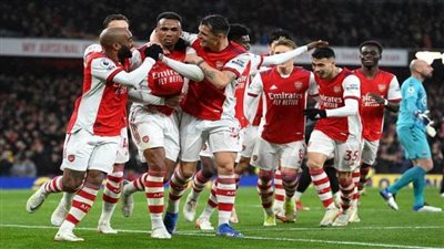 خبير عالمي يكشف أسباب تراجع الريدز ويتوقع مصير أرسنال بالبريميرليج